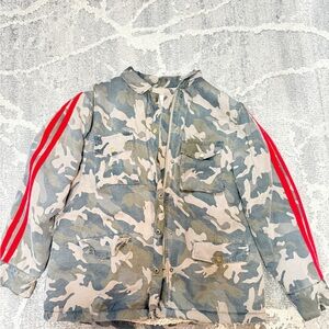 Vintage Havana Camouflage Utility Jacket with Red Stripes